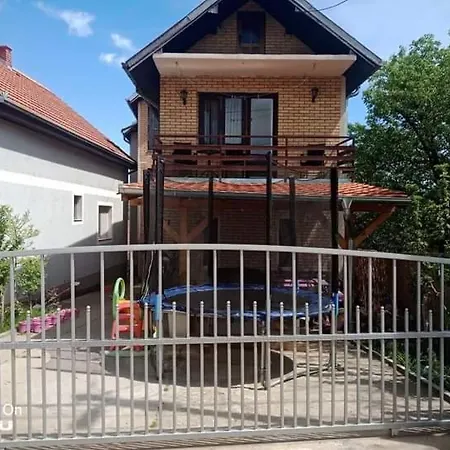 Ivanovic 5 Guest house